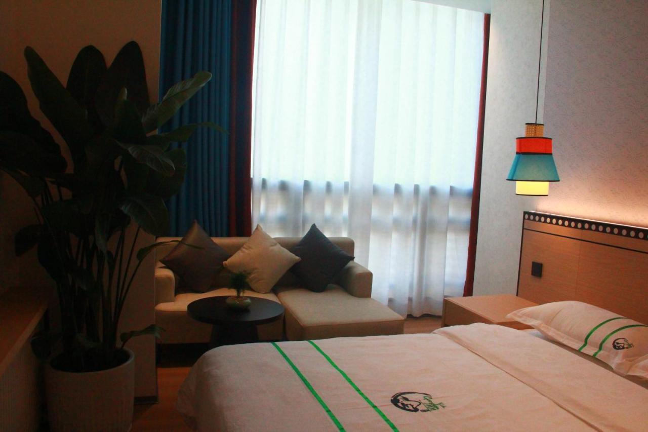 Xishu Garden Inn - Travel Agency Service - Car Rent Service - English Speaking Chengdu Exteriör bild
