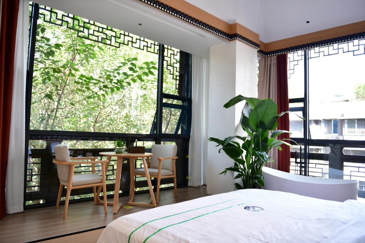 Xishu Garden Inn - Travel Agency Service - Car Rent Service - English Speaking Chengdu Exteriör bild
