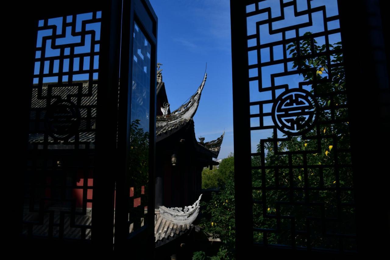 Xishu Garden Inn - Travel Agency Service - Car Rent Service - English Speaking Chengdu Exteriör bild