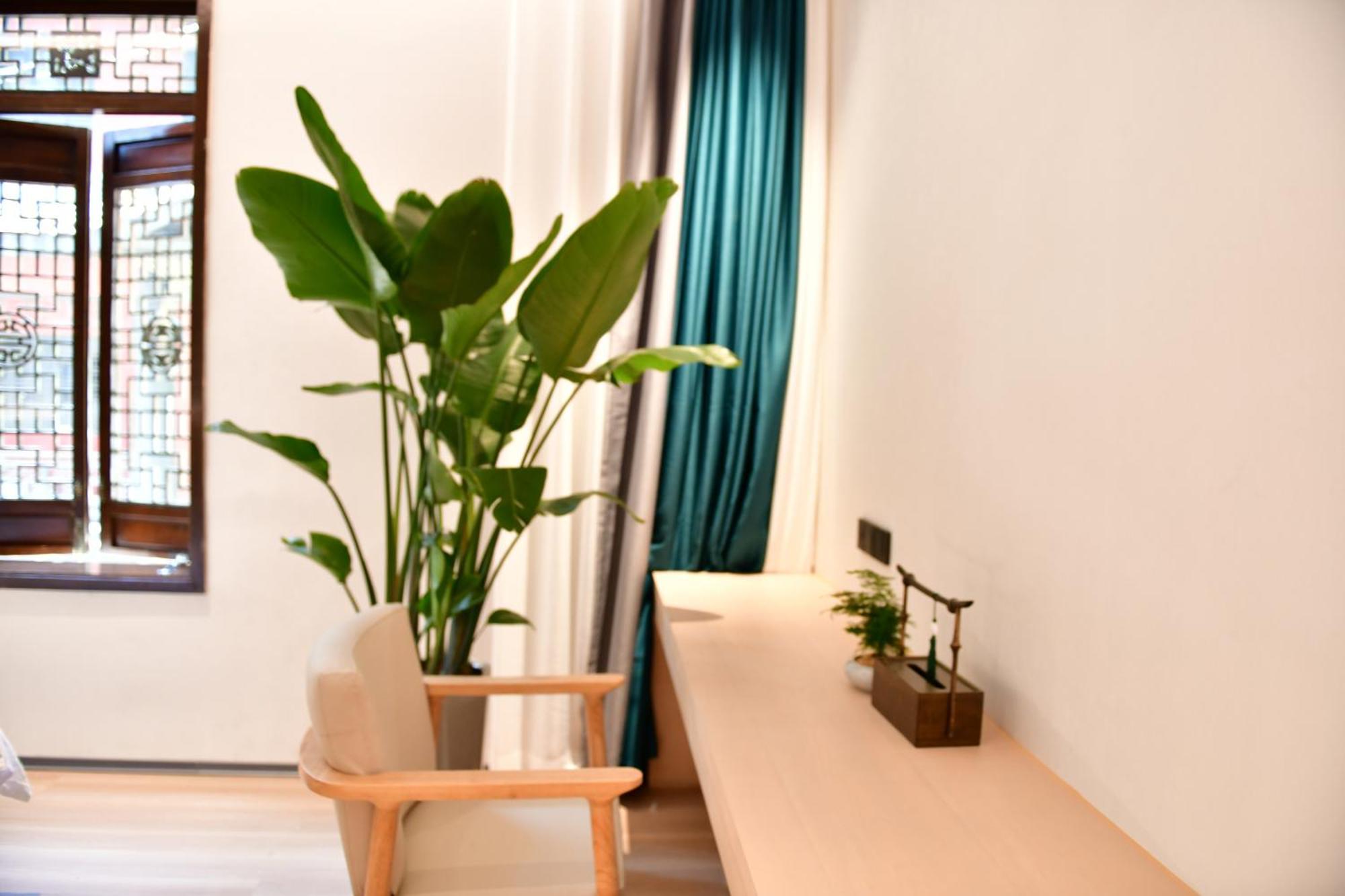 Xishu Garden Inn - Travel Agency Service - Car Rent Service - English Speaking Chengdu Exteriör bild